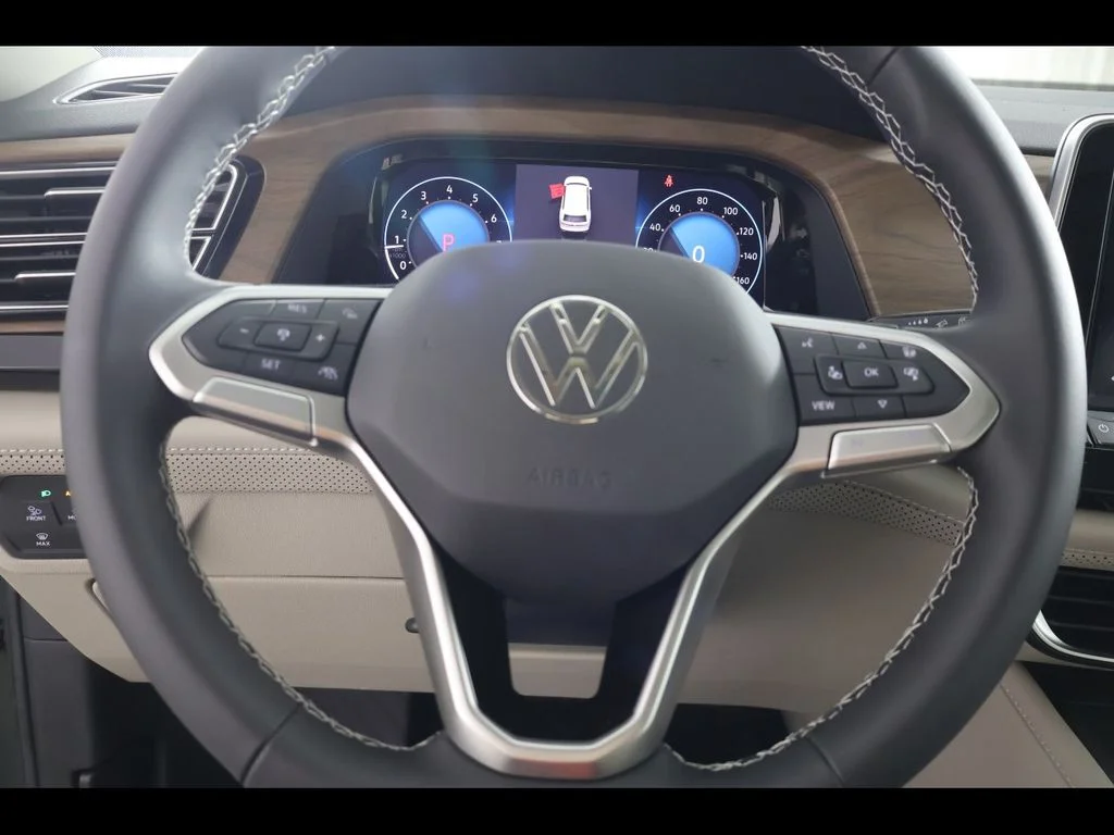 New 2026 Green Volkswagen 2.0T SE w/Technology image 22