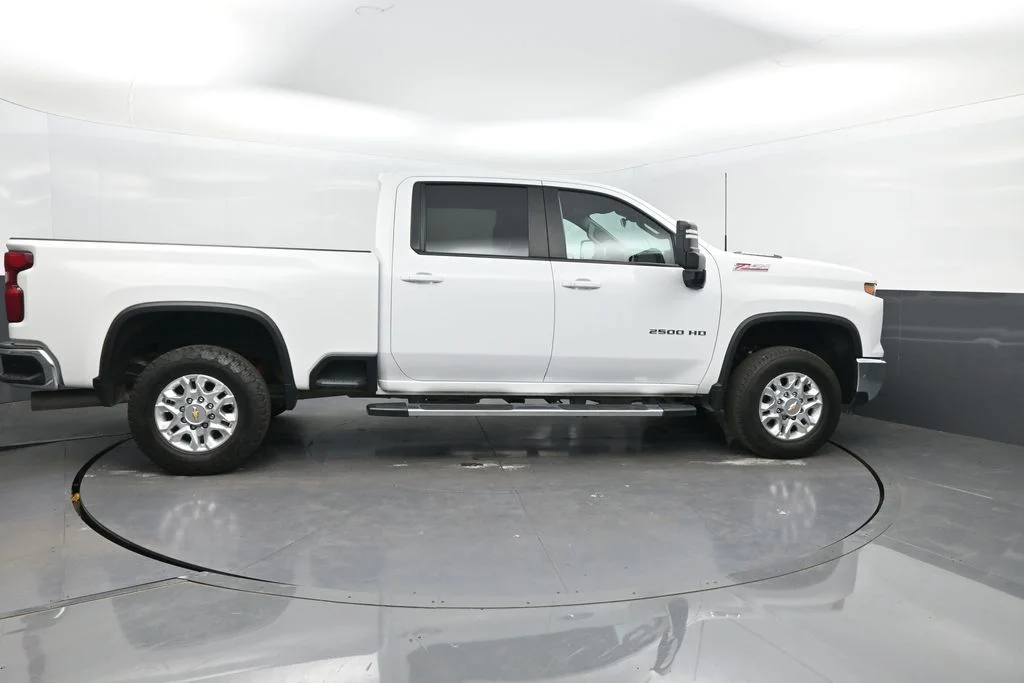 2024 Chevrolet Silverado 2500HD LT - Photo 32