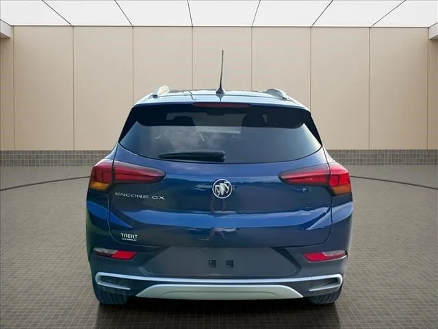 Used 2023 Blue Buick Select image 19