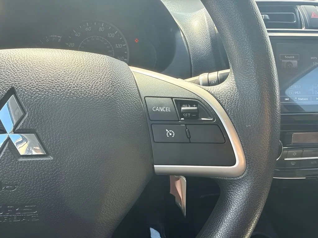 Used 2024  Mitsubishi ES image 15
