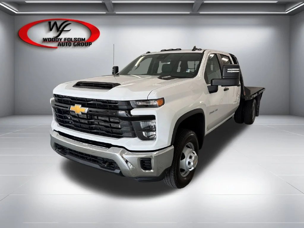 New 2026 Summit White Chevrolet Work Truck image 3
