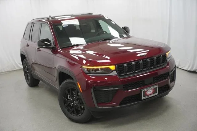 New 2026 Velvet Red Pearl-Coat Exterior Paint Jeep Laredo image 8