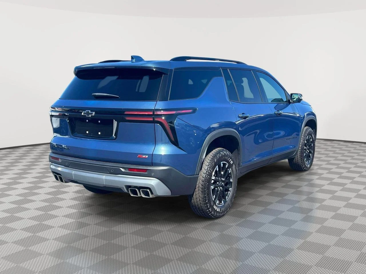 Used 2024 Lakeshore Blue Metallic Chevrolet AWD Z71 image 5
