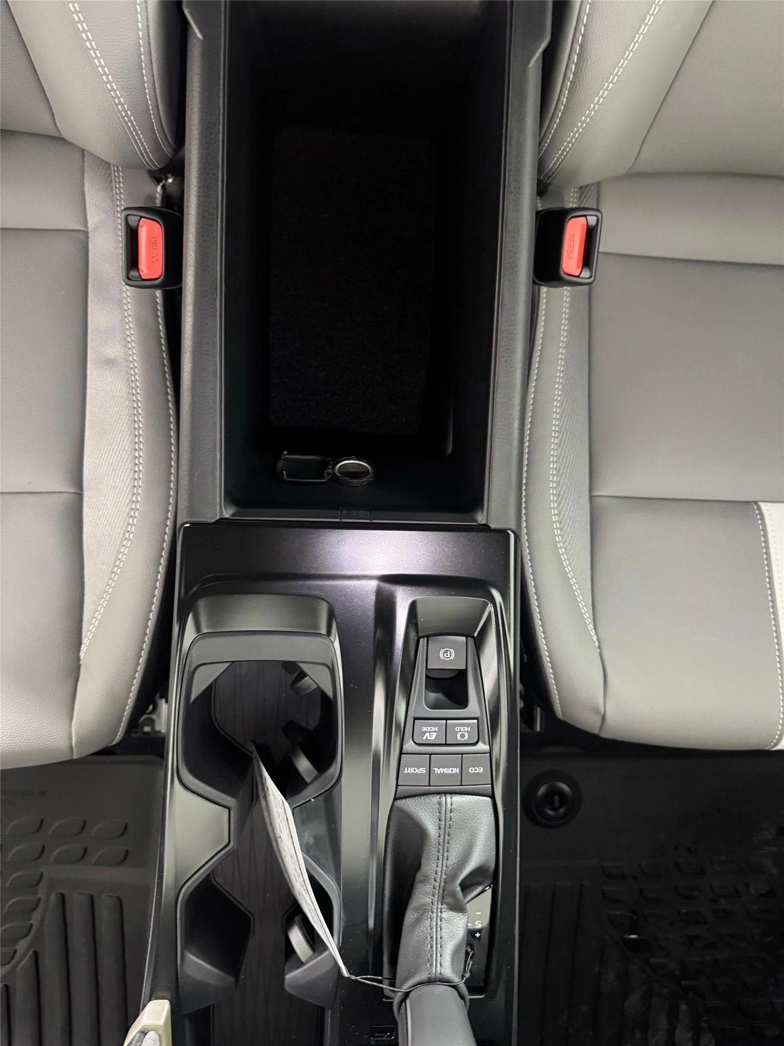 New 2026 Ocean Gem Toyota SE image 10