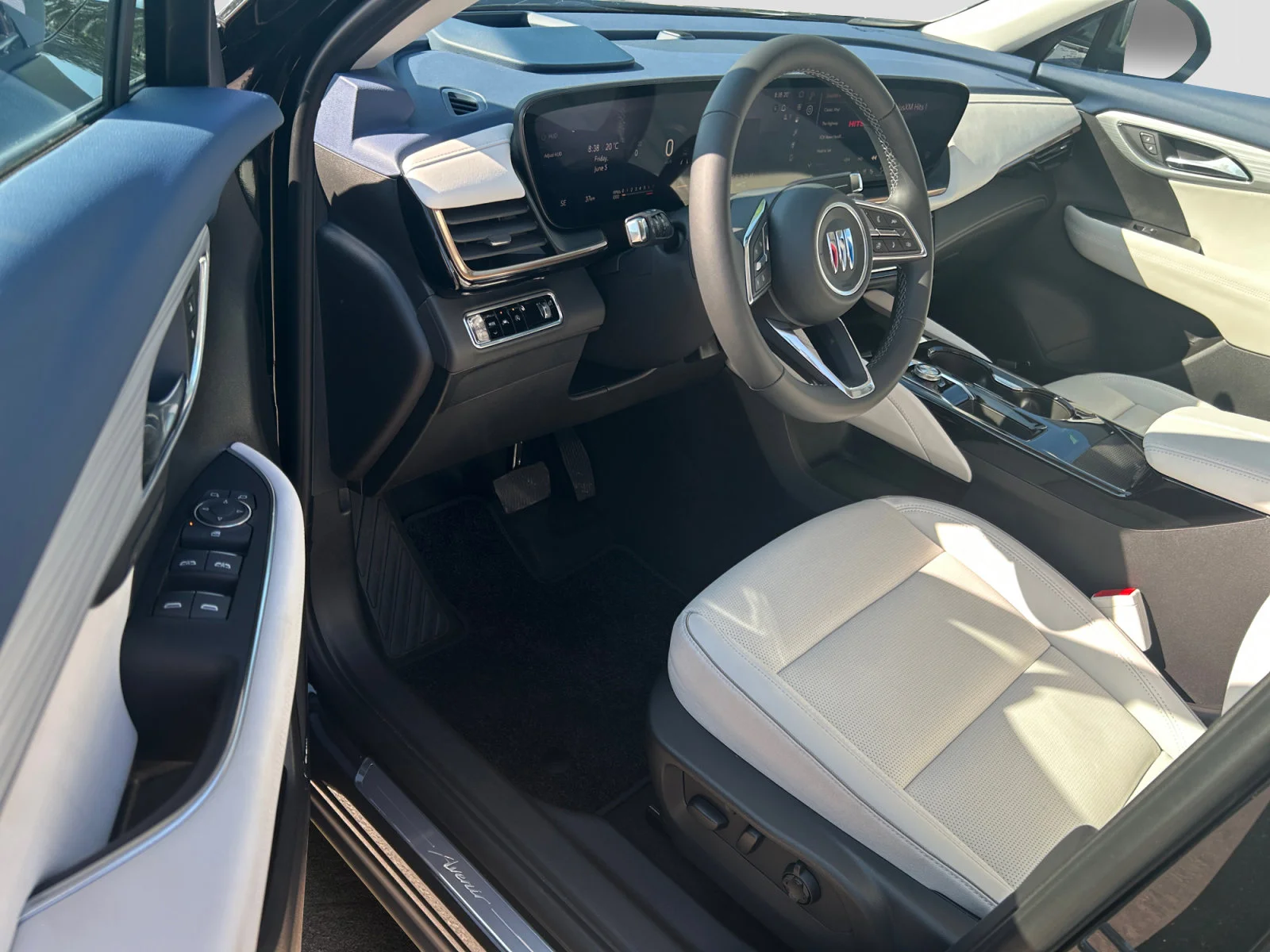 New 2026 Ebony Twilight Metallic Buick Avenir AWD image 13