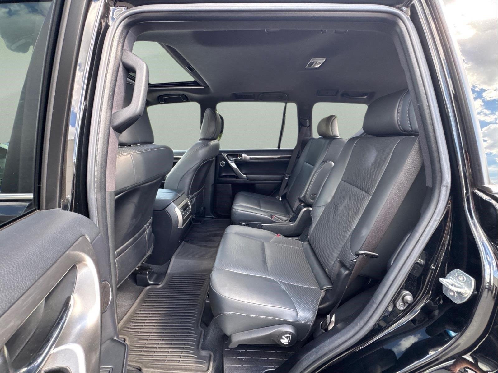 Used 2022 Black Onyx Lexus GX 460 Luxury image 12