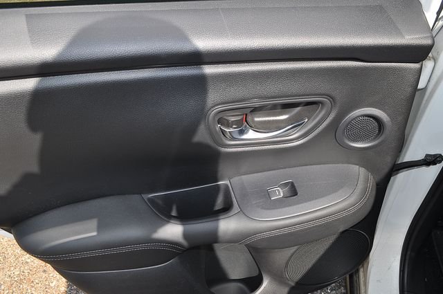 Used 2024  Honda EX-L image 18