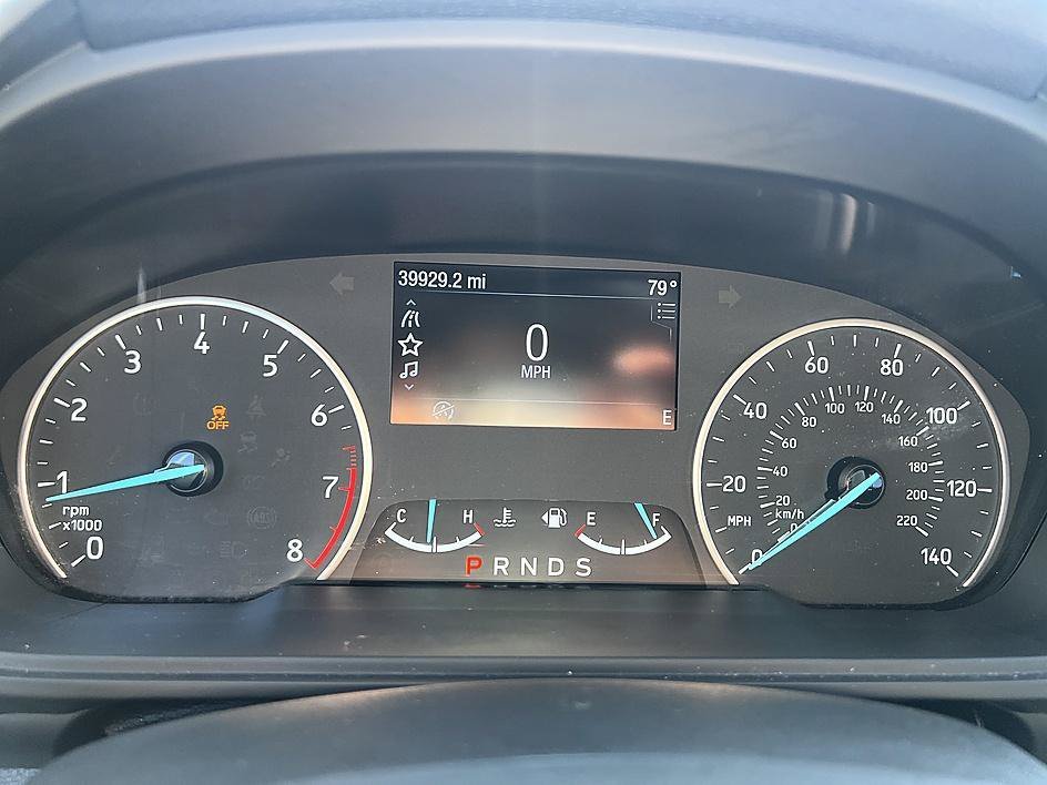 Used 2019 Silver Metallic Ford SE image 14