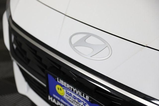 2025 Hyundai Elantra Limited - Photo 26