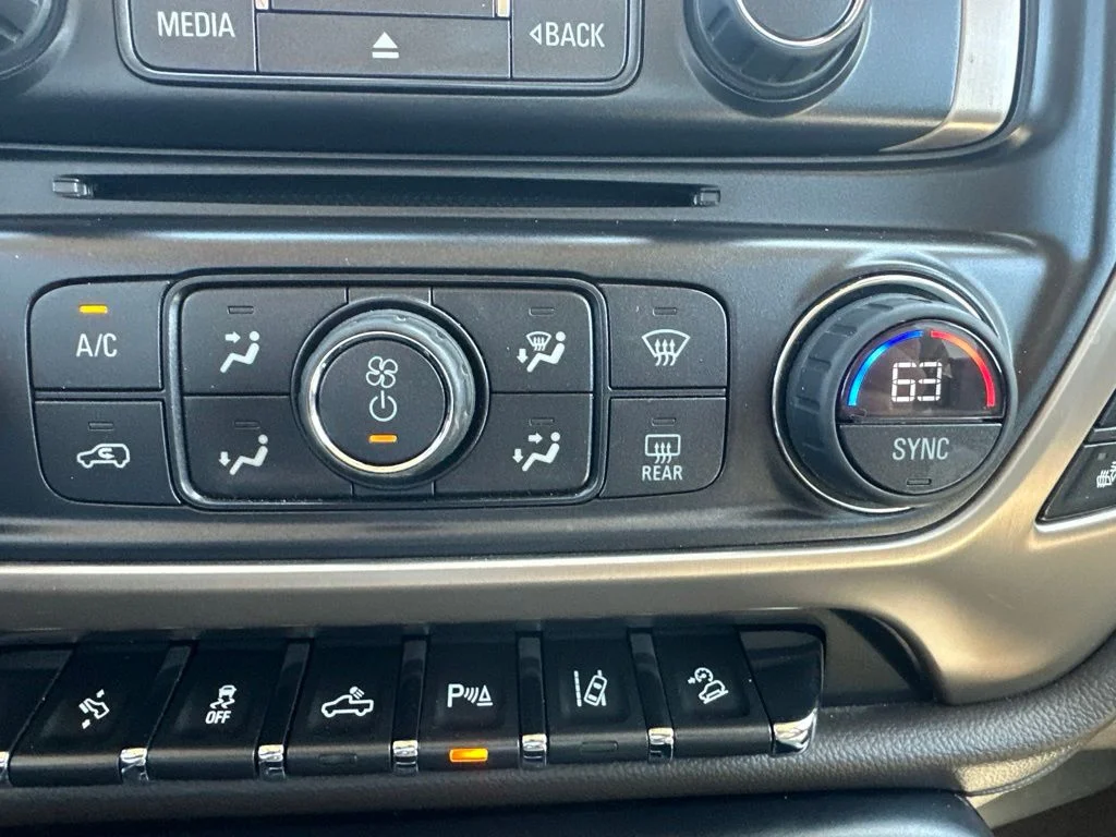 Used 2015 Gray GMC Denali image 23