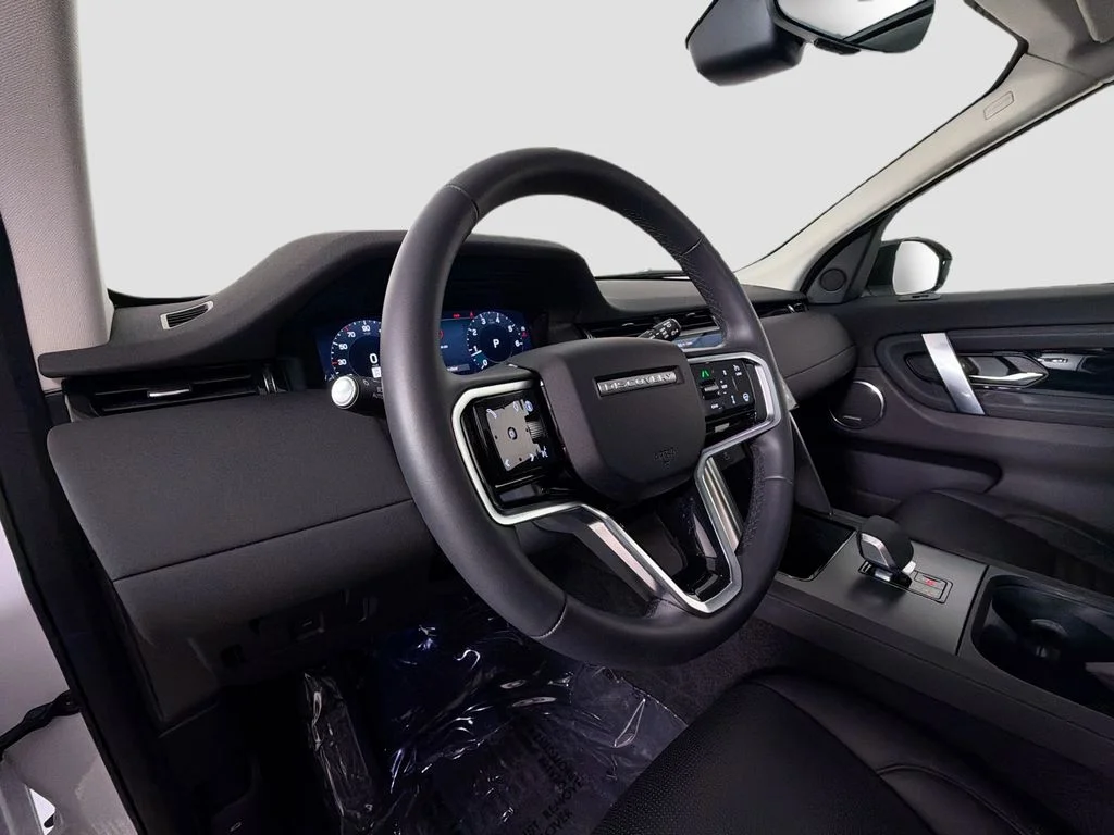 Certified Used 2025 White Land Rover S image 22