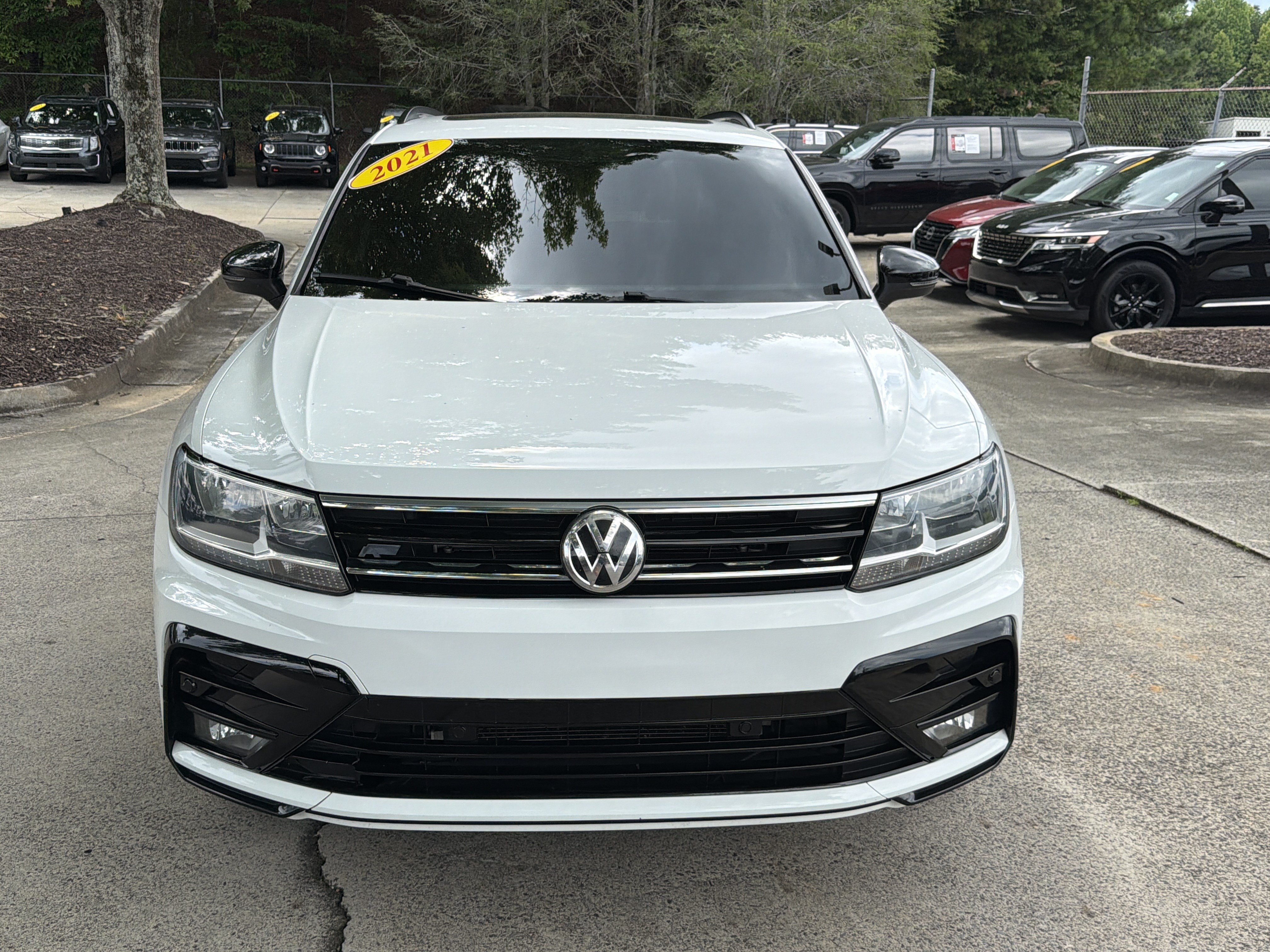 Used 2021 Pure White Volkswagen SE R-Line Black image 2