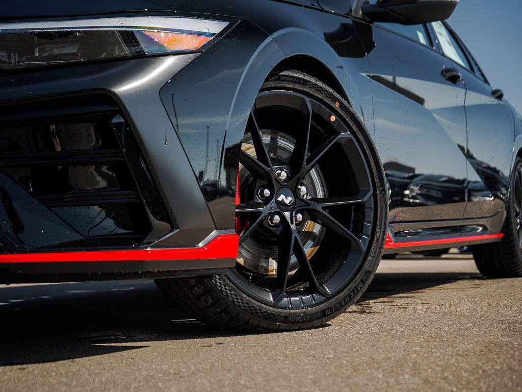 New 2026 Abyss Black Hyundai Manual FWD image 29