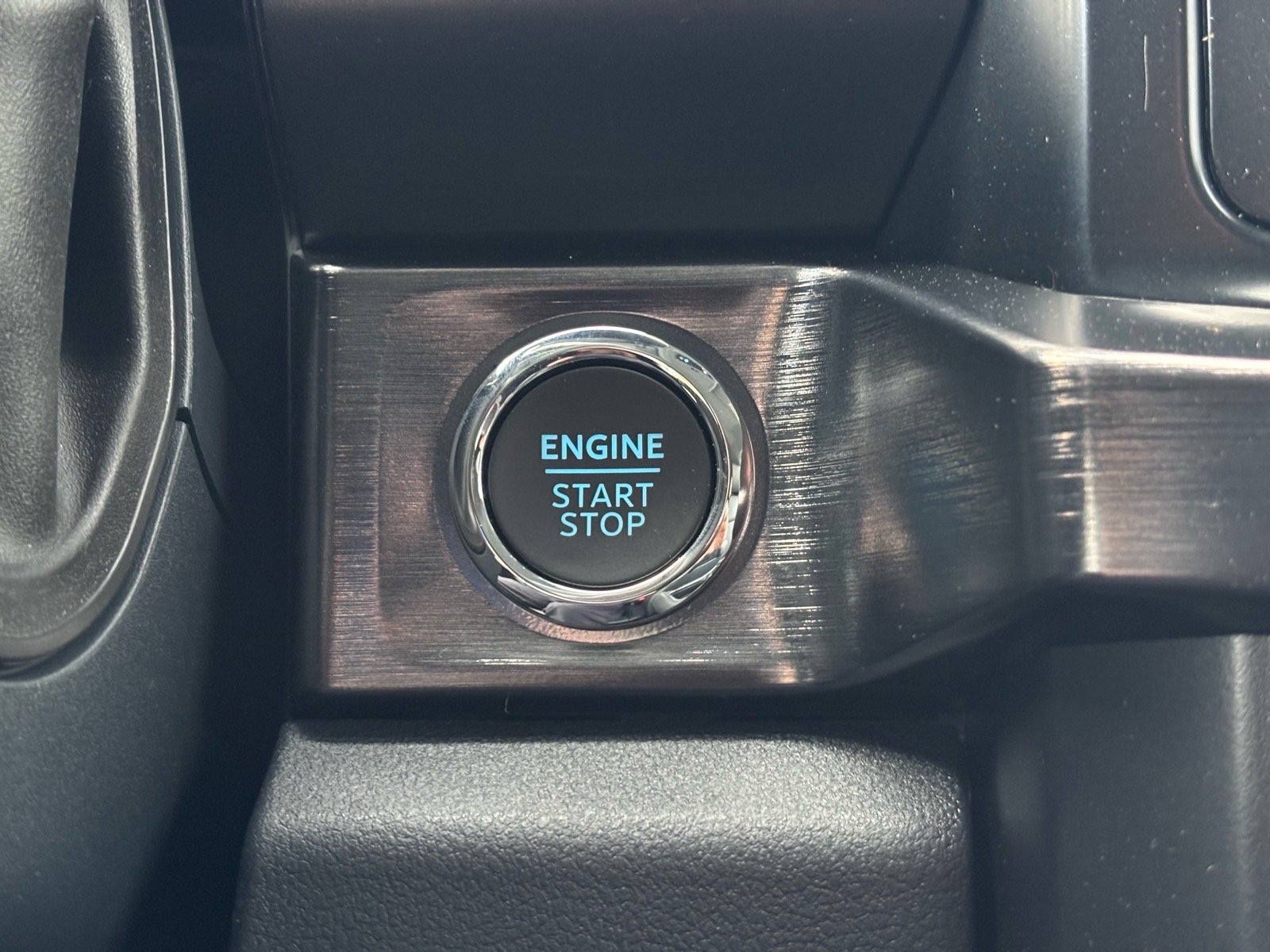 New 2026 Marsh Gray Ford F-250® Lariat® image 17