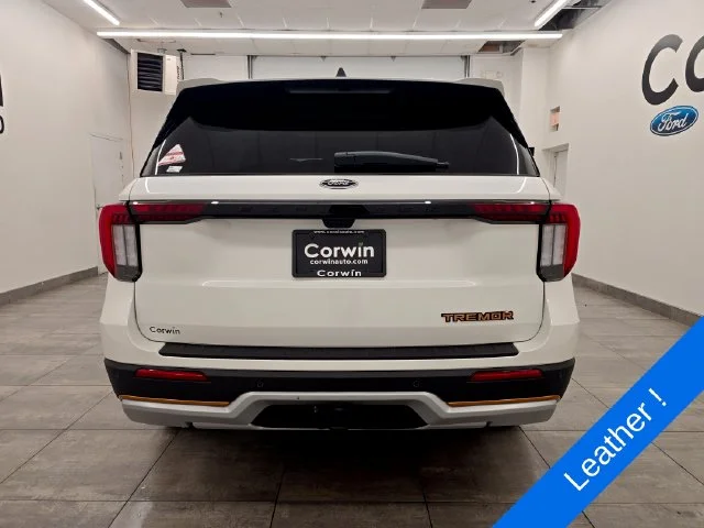 New 2026 Star White Metallic Tri-Coat Ford Tremor® image 4