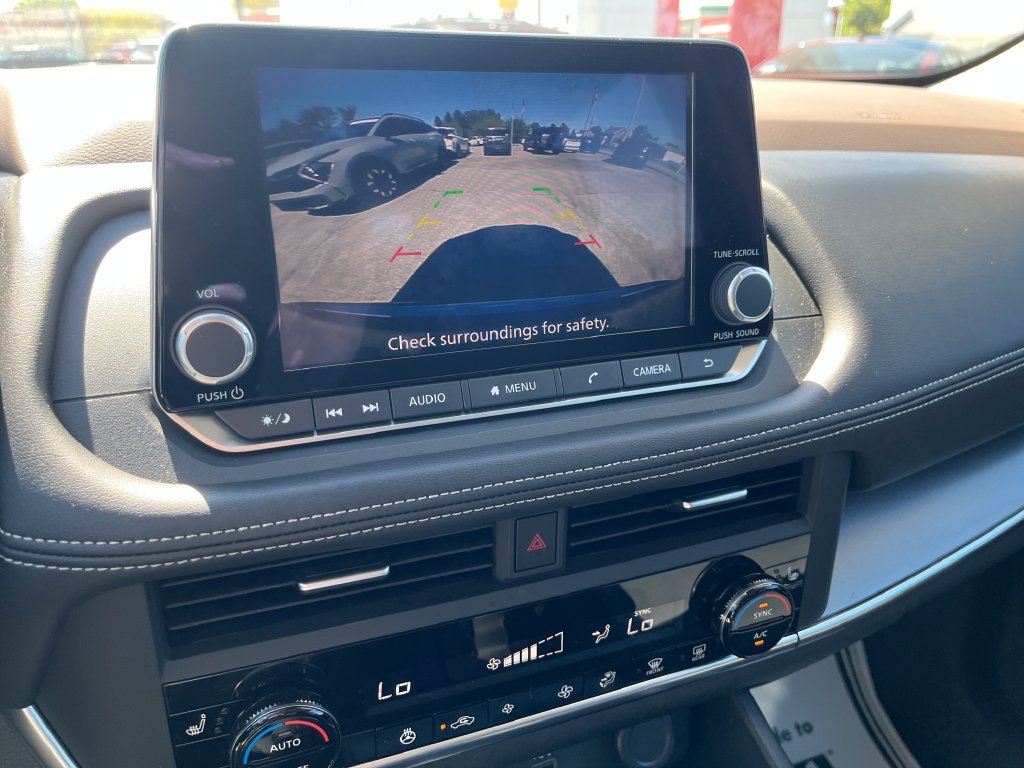 Used 2023 Blue Nissan SV image 18