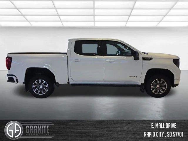 Used 2024 White GMC AT4 image 7