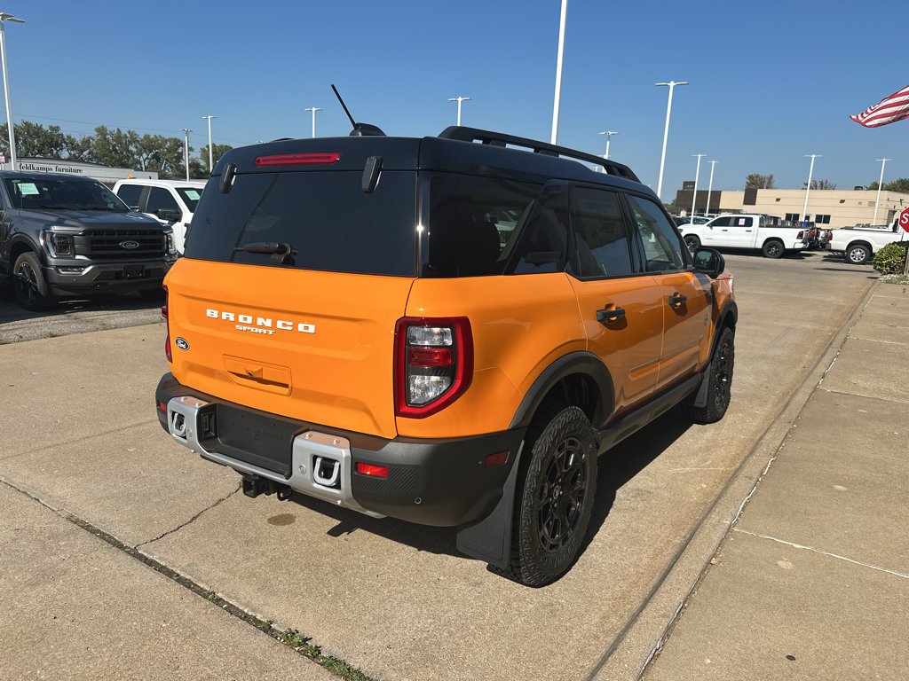 New 2026 Orange Fury Metallic Tri-Coat Ford Outer Banks® image 10