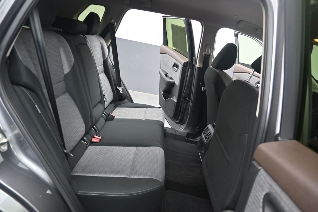 Used 2023 Gray Nissan SV image 23