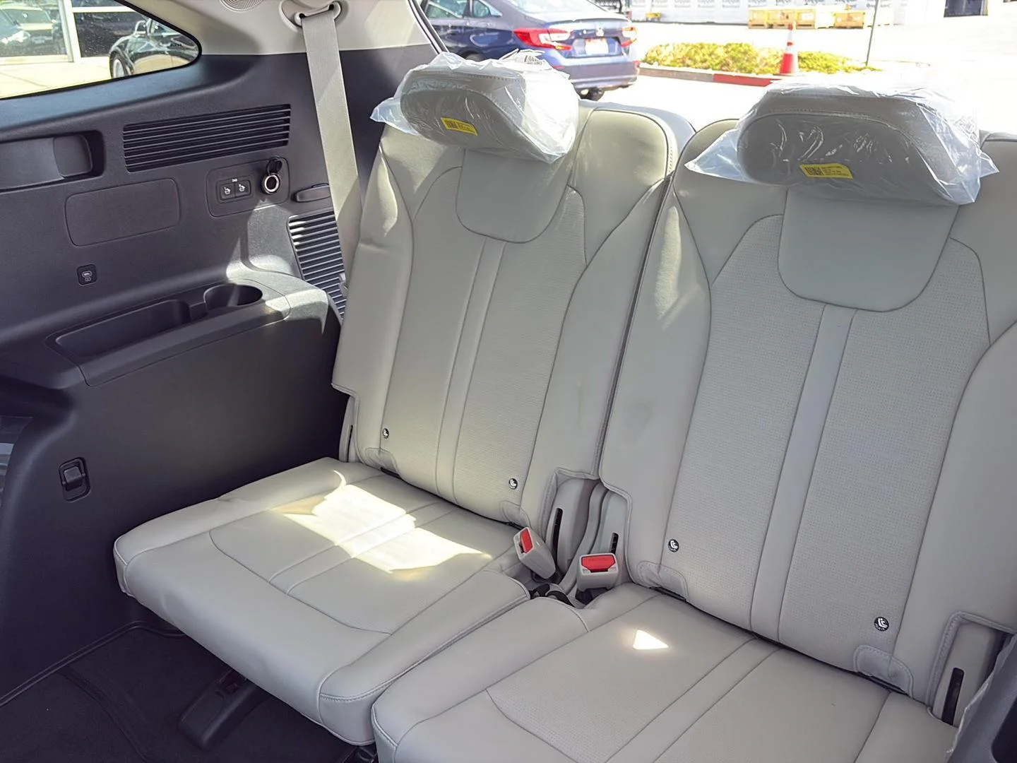2026 Kia Sorento X-Line EX - Photo 11