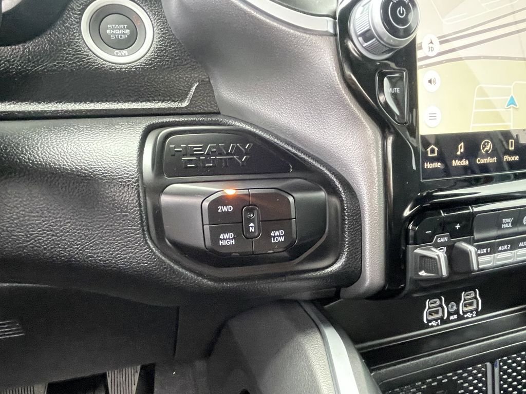 New 2026 Granite Crystal Metallic Clear-Coat Exterior Paint RAM Big Horn image 36