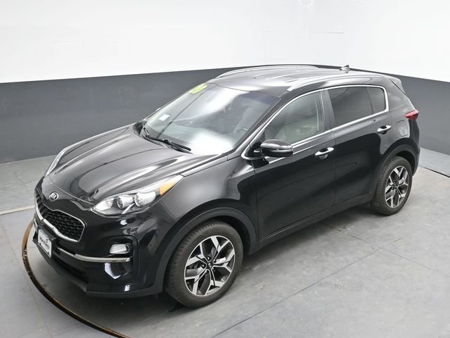 Used 2020 Red Kia EX image 19