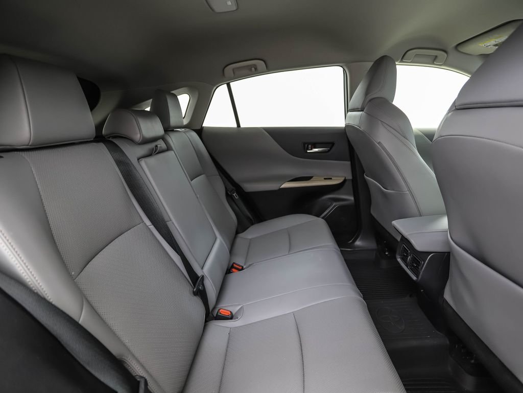 Used 2021 Blizzard Pearl Toyota XLE image 25