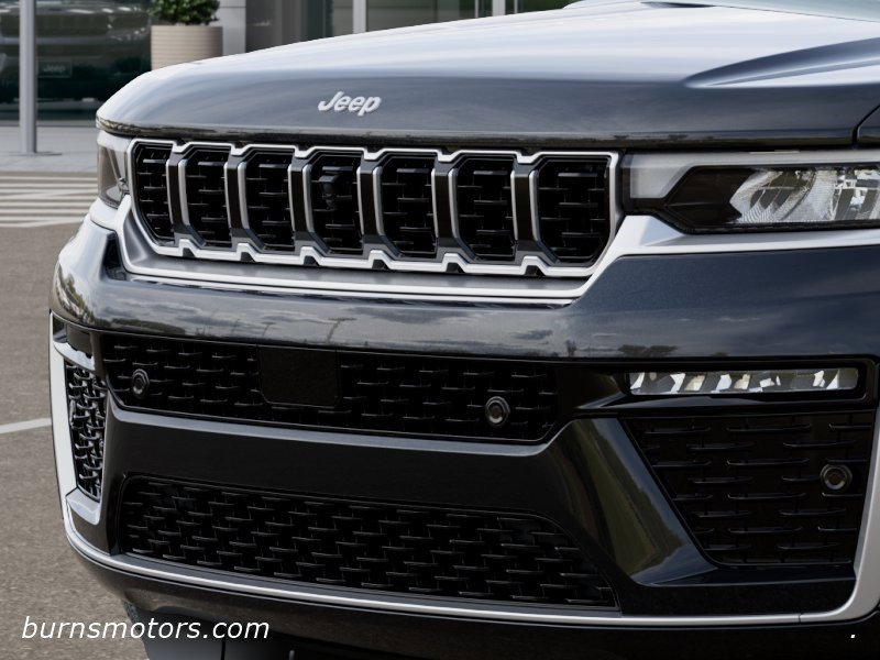 New 2026 Diamond Black Crystal Pearl-Coat Exterior Paint Jeep Summit image 11