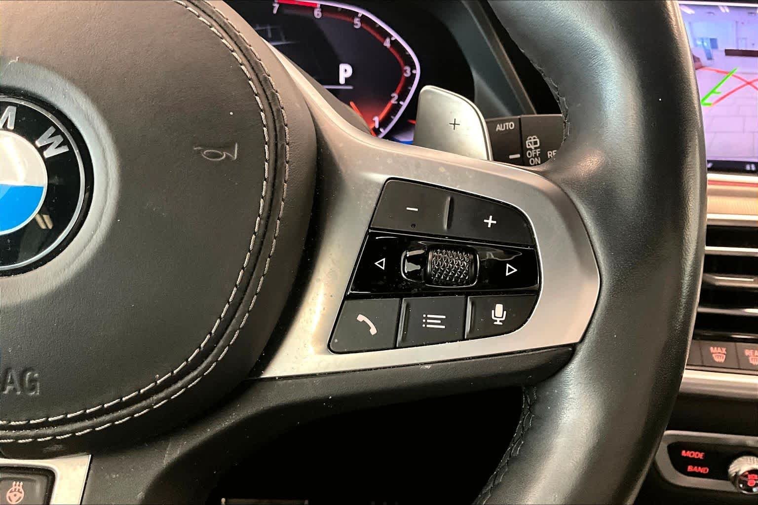 Used 2019 Carbon Black Metallic BMW xDrive50i image 23