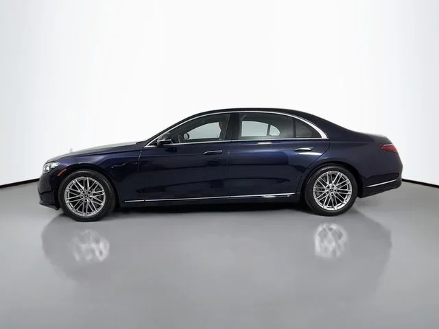 Used 2023 Blue Mercedes-Benz S 580 image 8