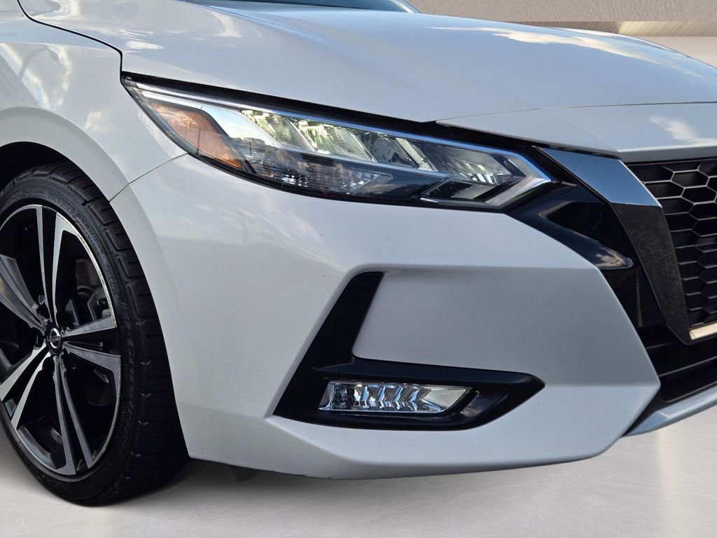 Used 2023 White Nissan SR image 2