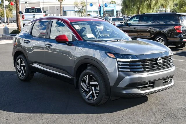 New 2026 Gun Metallic / Scarlet Ember Tintcoat Two-tone Nissan SV image 41