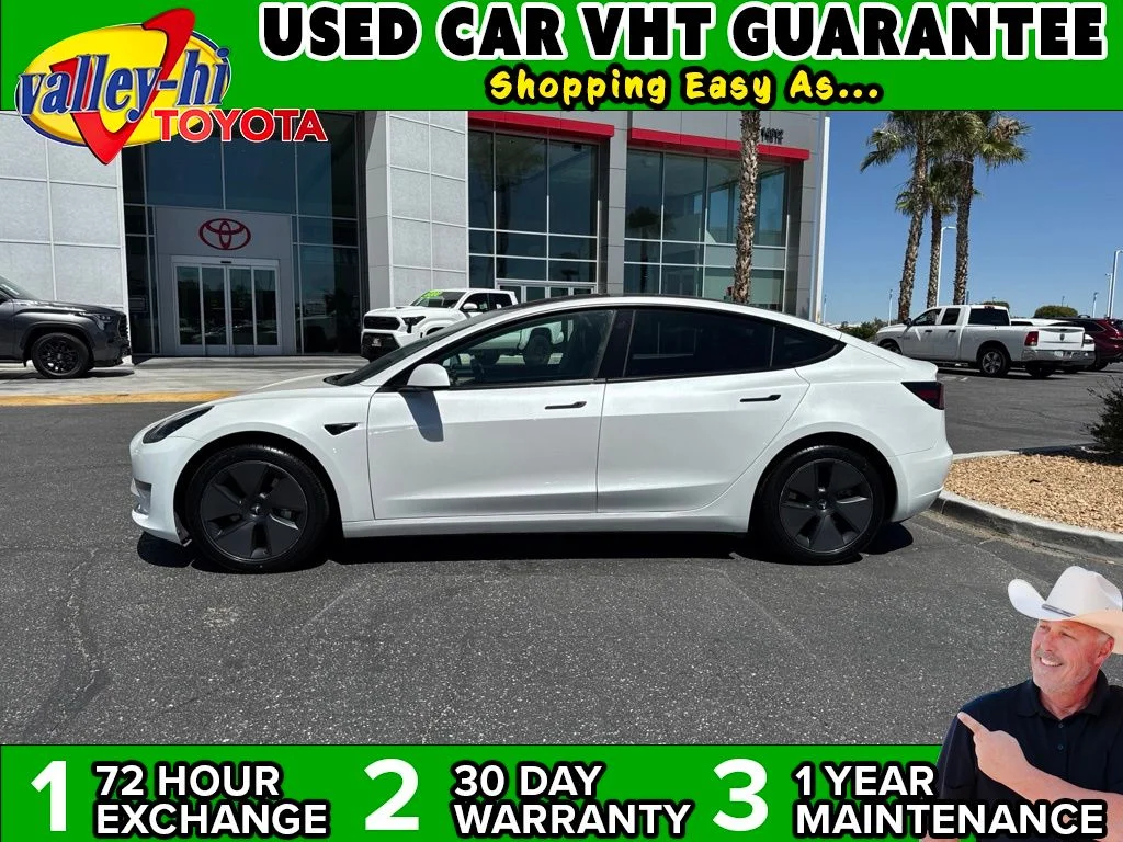 2023 Tesla Model 3 -'s photo