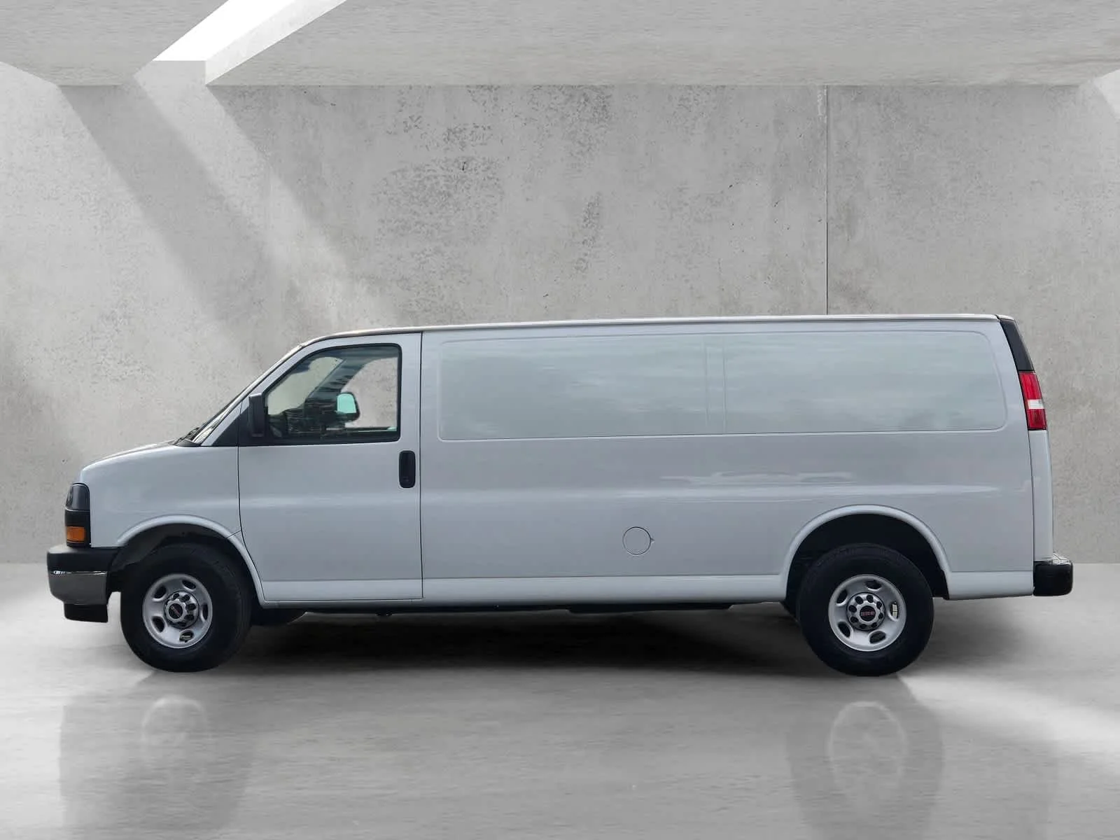 Used 2023 SUMMIT WHITE GMC 1WT image 7