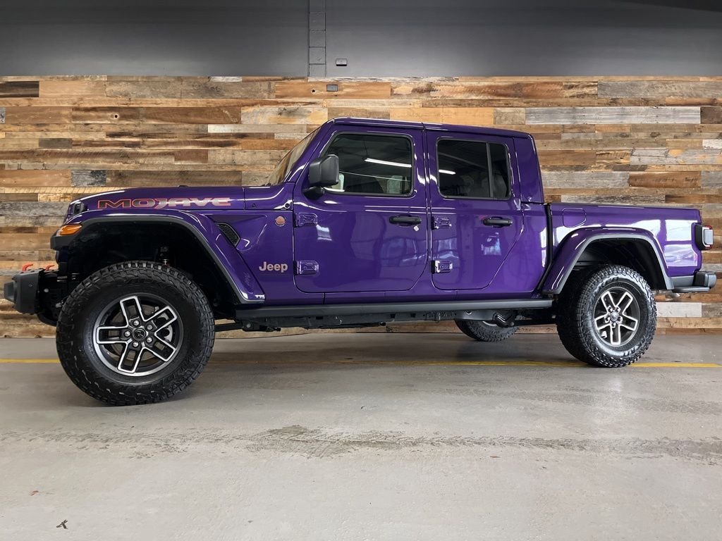 New 2026 Reign Exterior Paint Jeep Mojave X image 57