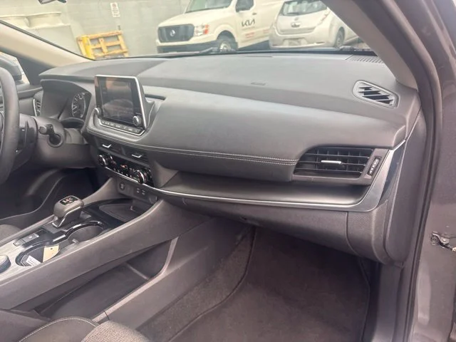 Used 2024 Gray Nissan SV image 15