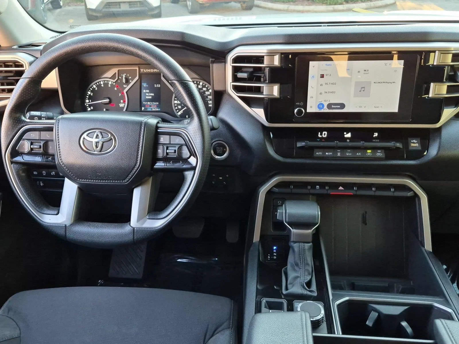 Used 2024 Ice Cap Toyota SR5 image 31