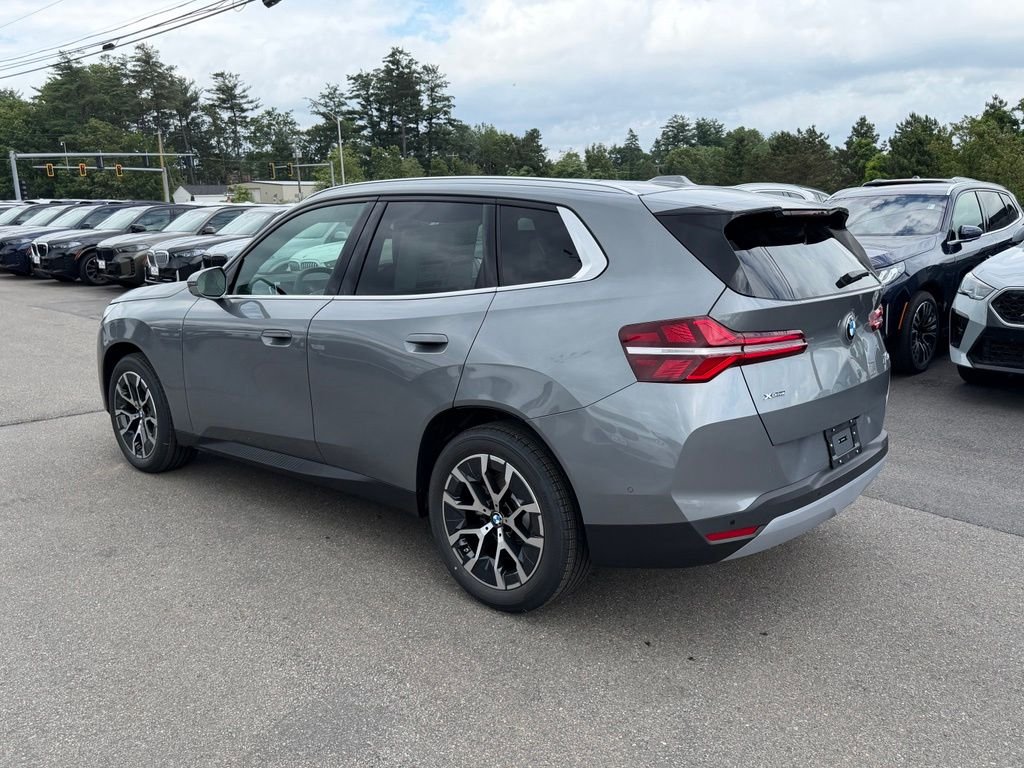New 2026 Skyscraper Grey Metallic BMW 30 xDrive image 3