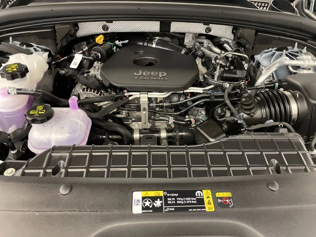 New 2026 White Jeep Altitude image 19
