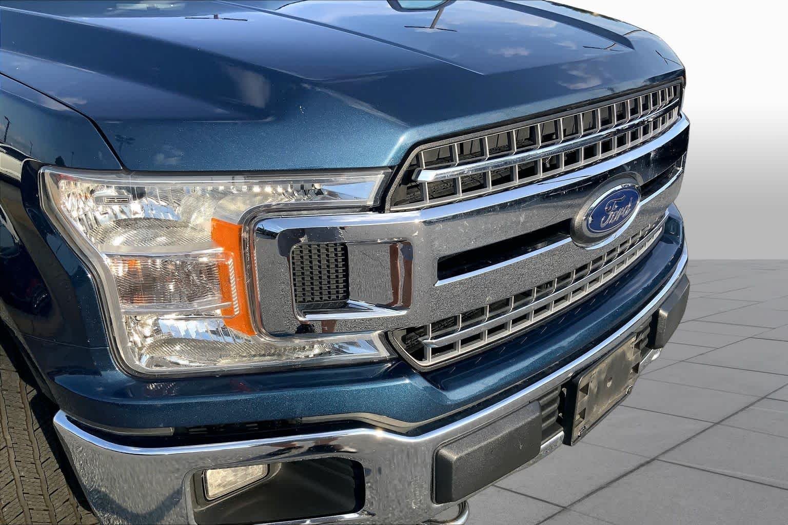 Used 2018 Blue Jeans Metallic Ford XLT image 27