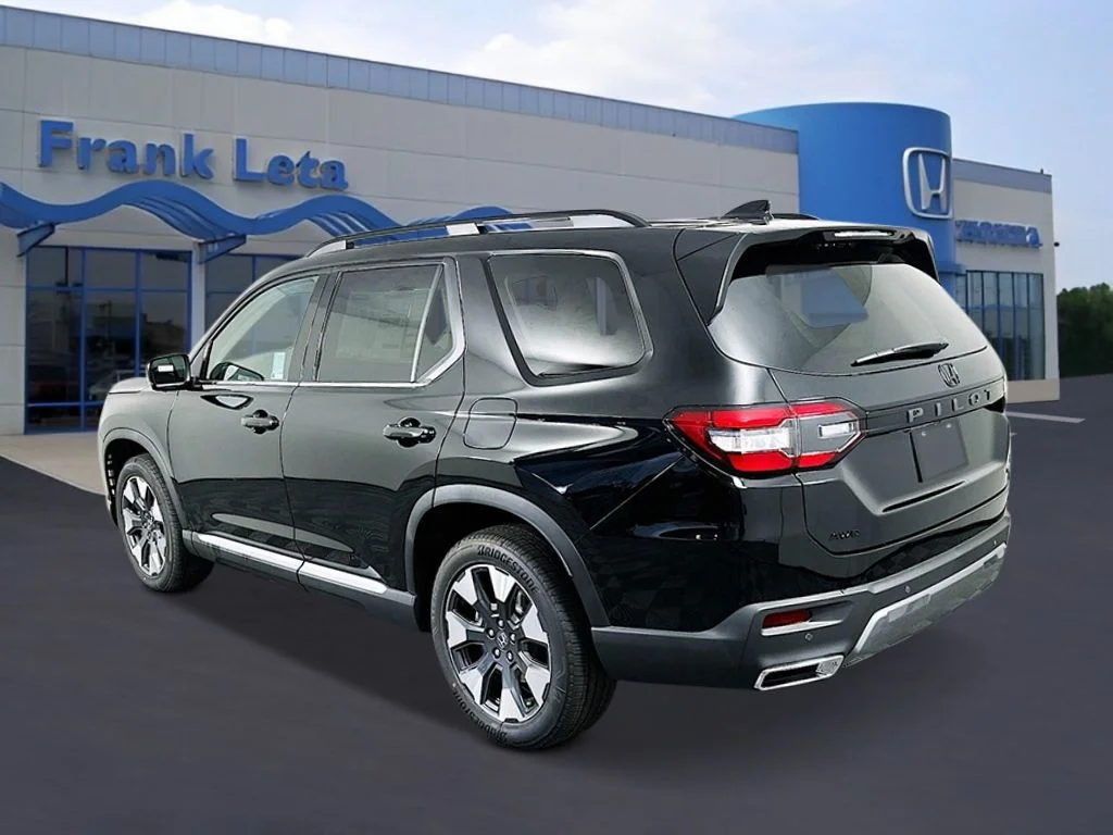 New 2026 Crystal Black Pearl Honda AWD Touring image 2