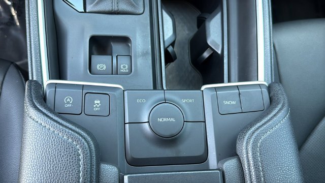 Used 2025 Midnight Black Metallic Toyota XLE image 25