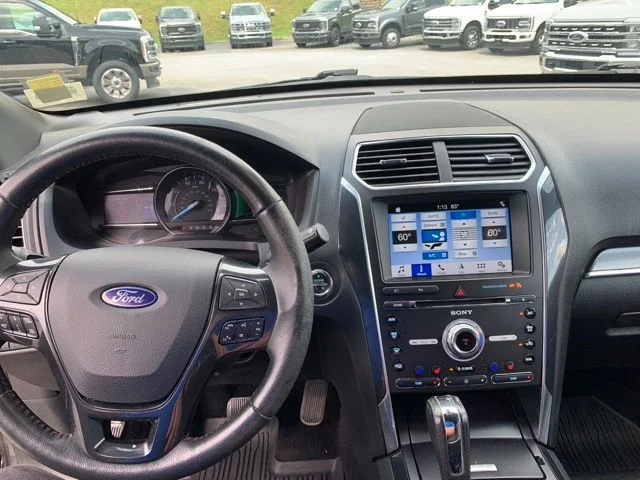 Used 2018 Gray Ford Sport image 26