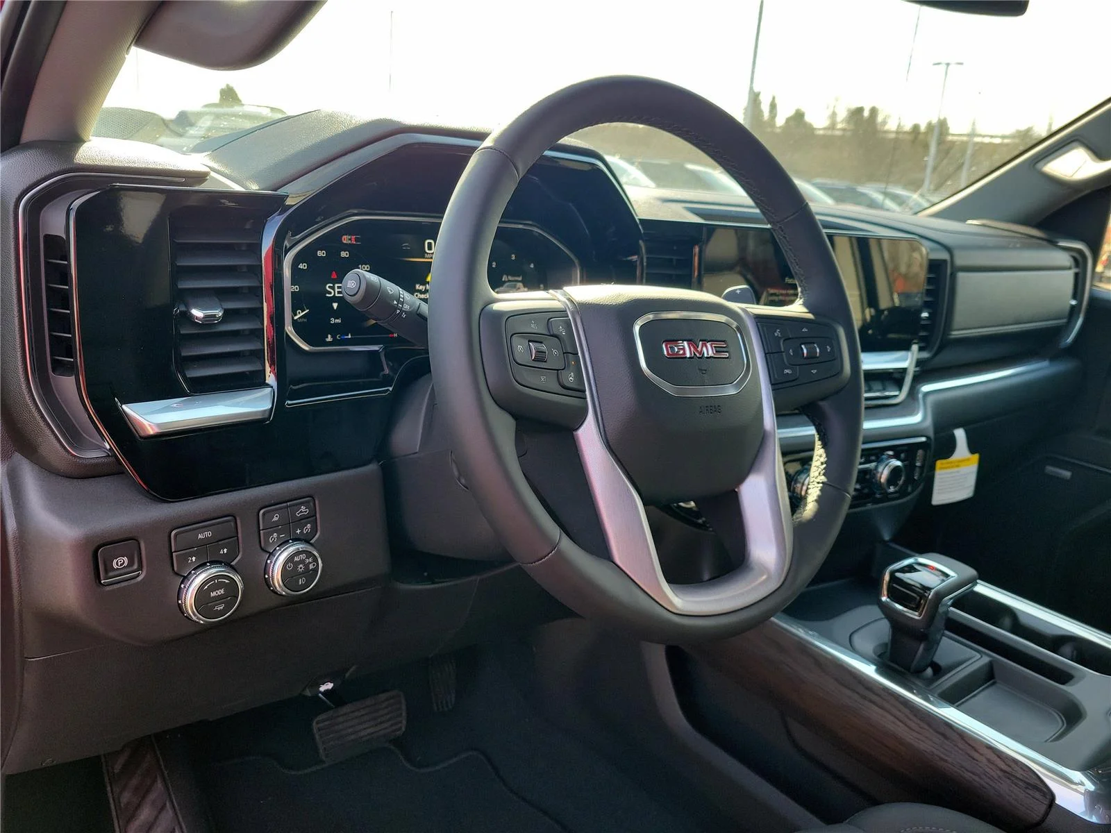 2026 GMC Sierra 1500 SLT - Photo 18
