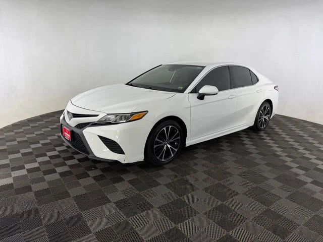 Used 2020 White Toyota SE image 3