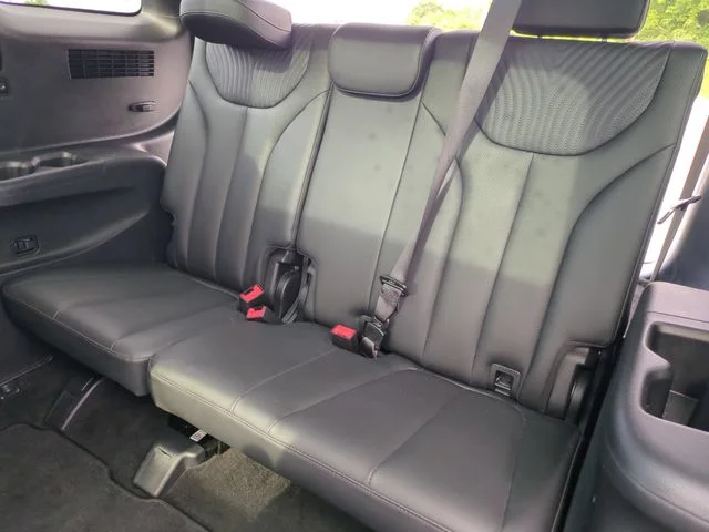 Used 2023 Green Hyundai Calligraphy image 32