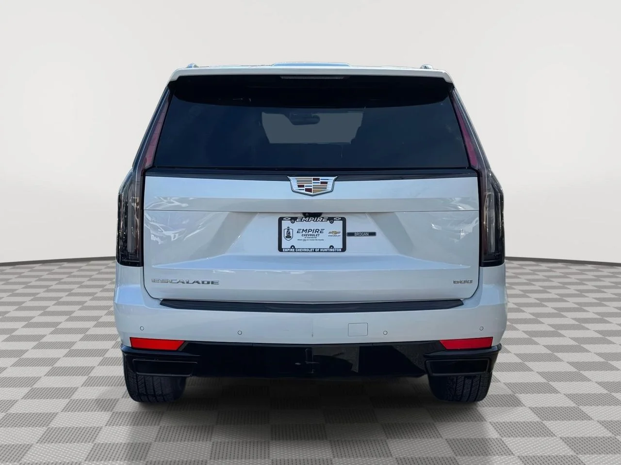 Used 2023 Crystal White Tricoat Cadillac 4WD Sport Platinum image 6