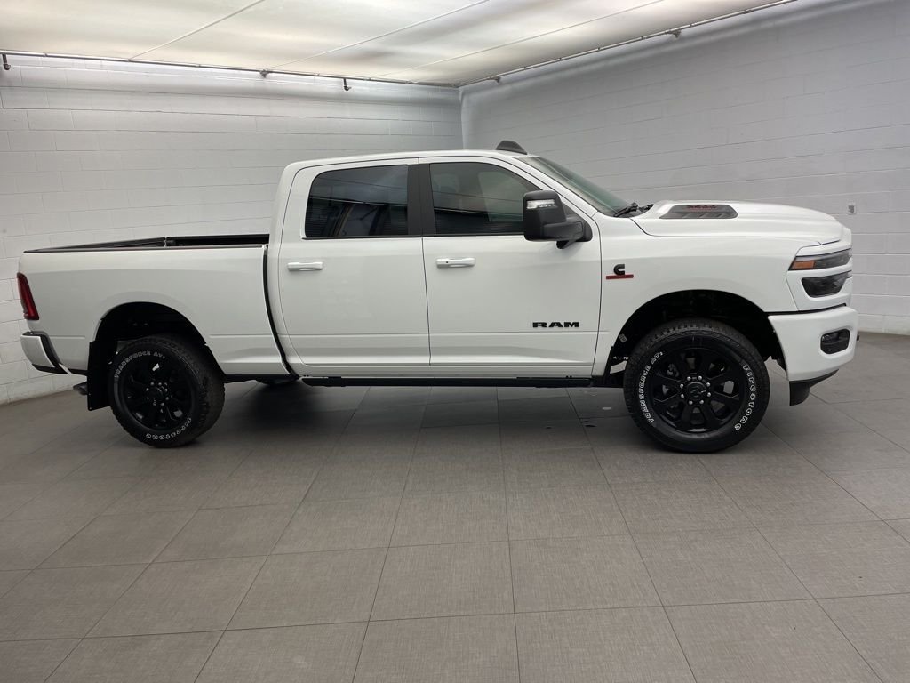 New 2026 Bright White Clear-Coat Exterior Paint RAM Laramie image 2
