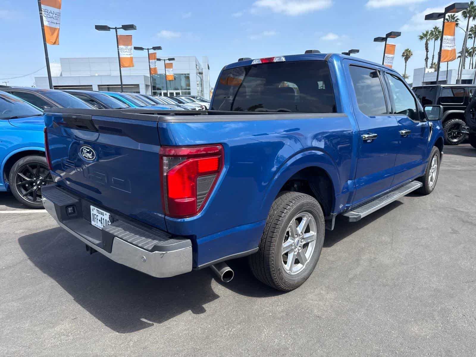 Used 2025 Atlas Blue Metallic Ford XLT image 10