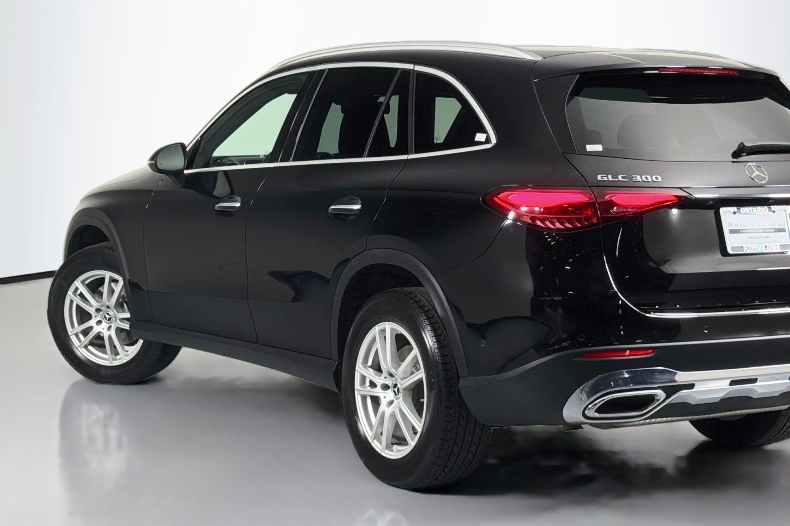 Used 2023 Black Mercedes-Benz 300 image 14